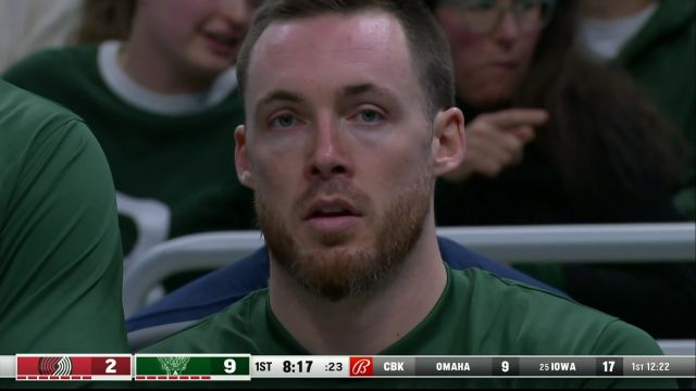 【2022年11月22日】开拓者vs雄鹿第1节英文原声回放