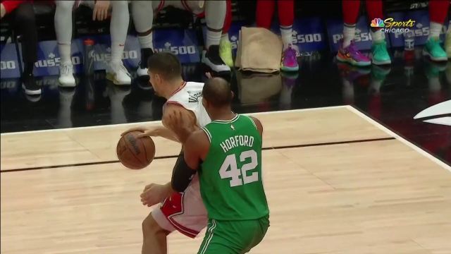 【2022年11月22日 凯尔特人vs公牛集锦】传统中锋的基本功不多见了 武切维奇单吃霍福德稳稳打进