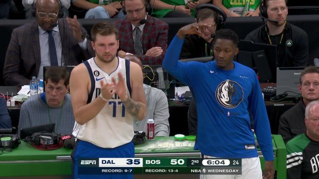 【2022年11月24日 独行侠vs凯尔特人集锦】你有我也有！霍福德对飙丁威迪外线三分有来有往