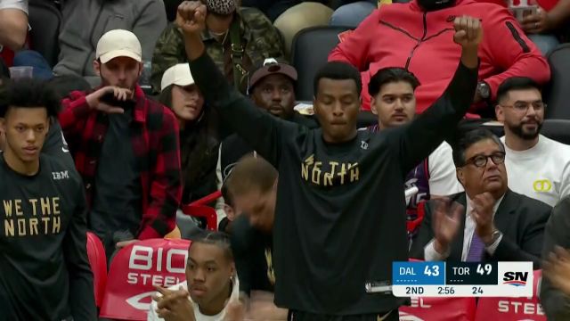 【2022年11月27日 独行侠vs猛龙集锦】挡拆配合简单有效！范弗利特助攻伯奇大力炸筐