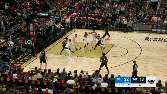 【2022年11月27日 独行侠vs猛龙集锦】还得看我范乔丹 范弗利特手起刀落压哨三分命中