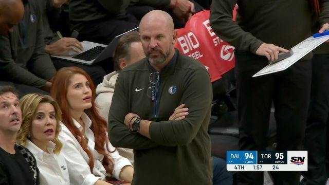 【2022年11月27日】NBA常规赛：独行侠vs猛龙第4节中文解说回放