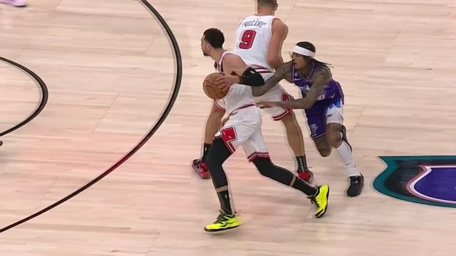 【2022年11月29日 公牛vs爵士集锦】万花丛中过片叶不沾身！拉文长驱直入突破上篮