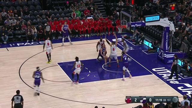 【2022年11月29日 公牛vs爵士集锦】配合默契！奥利尼克篮下手递手助攻范德比尔特干拔暴扣