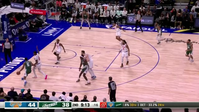 【2022年11月30日 尼克斯vs活塞集锦】伯克斯妙传灵光乍现 萨迪克贝冲入内线双臂暴扣