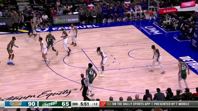 【2022年11月30日 尼克斯vs活塞集锦】腿上绑炸药 杜伦平地起惊雷接球飞身暴扣