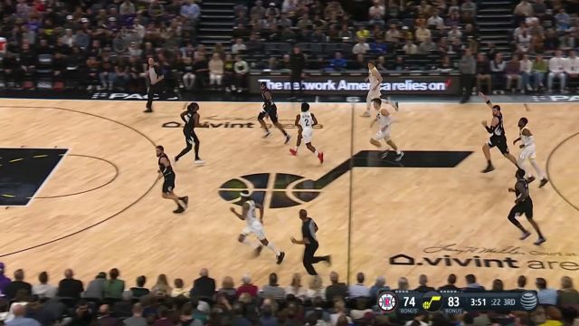 【2022年12月01日 快船vs爵士集锦】谁说我不传球的？塞克斯顿分球马尔卡宁三分命中