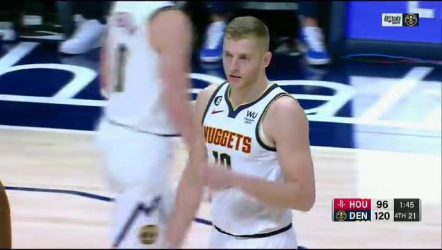 【2022年12月01日】 NBA常规赛：火箭vs掘金第4节英文原声回放