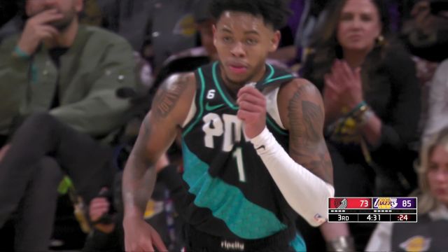 【2022年12月01日 开拓者vs湖人集锦】年轻人潜力无限！西蒙斯后撤步三分一箭穿心