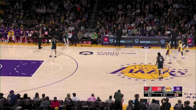 【2022年12月01日】开拓者vs湖人第1节英文原声回放