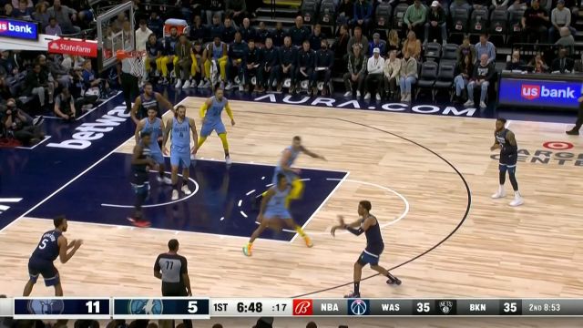 【2022年12月01日 灰熊vs森林狼集锦】提上首发效果拔群！小温德尔-摩尔接连助攻为队友送上炮弹