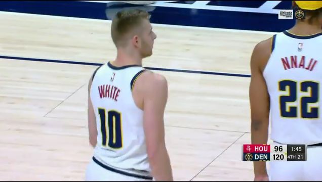 【2022年12月01日】 NBA常规赛：火箭vs掘金第4节中文解说回放