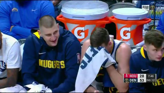 【2022年12月01日】 NBA常规赛：火箭vs掘金第2节英文原声回放