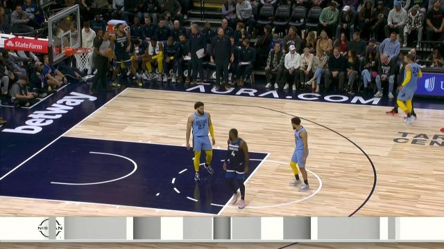 【2022年12月01日 灰熊vs森林狼集锦】爱德华兹超强核心硬刚海王 狄龙妙传传出心得再送助攻