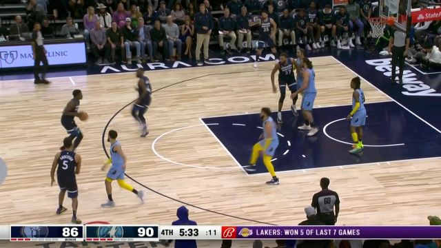 【2022年12月01日 灰熊vs森林狼集锦】兄弟 我知道你能飞多高！狄龙半场空接助飞莫兰特凌空炸筐