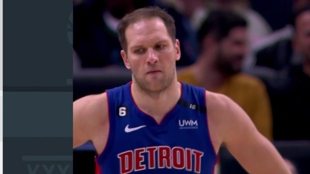 【2022年12月02日】独行侠vs活塞第4节中文解说回放