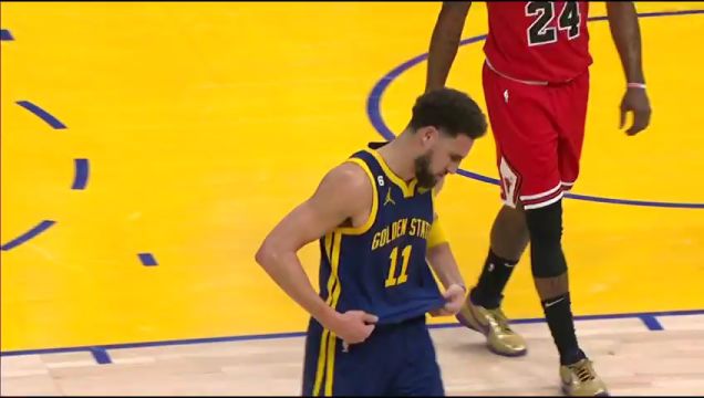 【2022年12月03日】公牛vs勇士第1节英文原声回放