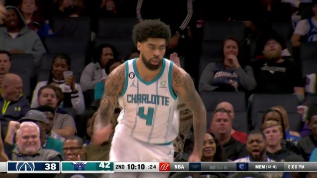 【2022年12月03日 奇才vs黄蜂集锦】惊雷这通天修为天塌地陷紫金锤 理查兹单臂战斧力劈加福德