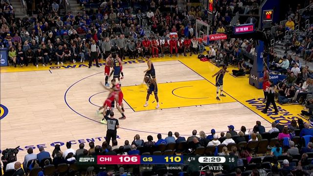 【2022年12月03日 公牛vs勇士集锦】关键时刻绝对不拉垮 拉文三分手起刀落格林以牙还牙杀死比赛