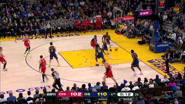 【2022年12月03日 公牛vs勇士集锦】这招对我来讲毫无难度 武切维奇中投让卢尼无法防守