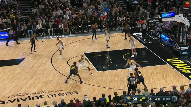 【2022年12月03日】NBA常规赛：步行者vs爵士第2节英文原声回放