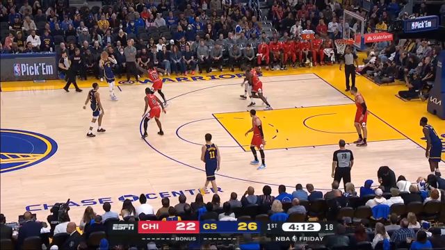 【2022年12月03日 公牛vs勇士集锦】公牛vs勇士精华回放 库里19+11+6汤普森三分命中数追平诺维茨基