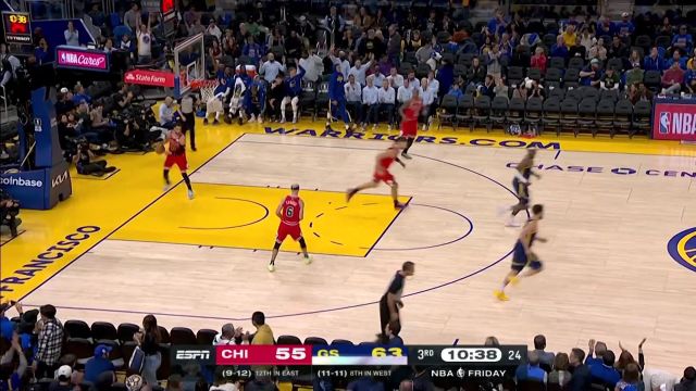 【2022年12月03日 公牛vs勇士集锦】打到里面再传给外面真是水银泻地 维金斯架炮出手三分炸筐