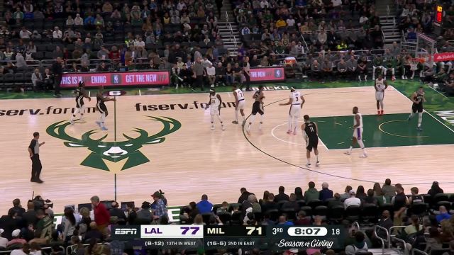 【2022年12月03日 湖人vs雄鹿集锦】完全不讲道理 字母哥甩开浓眉空接背扣