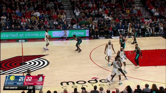 【2022年12月05日 步行者vs开拓者集锦】点燃全场气氛！沃特福德行进间手递手助攻夏普滑翔暴扣2+1