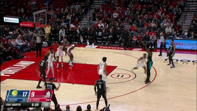 【2022年12月05日】步行者vs开拓者第1节英文原声回放