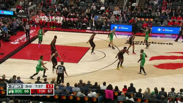 【2022年12月06日 凯尔特人vs猛龙集锦】怀特在长人如林之中补篮得手 巴恩斯篮下强攻给出回应