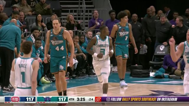 【2022年12月15日 活塞vs黄蜂集锦】吹响决战时刻的号角 罗齐尔迎着两人包夹高难度三分入网