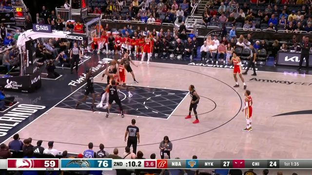 【2022年12月15日 老鹰vs魔术集锦】无视三人拦截 亨特挤开防守漂移打板命中