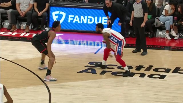 【2022年12月17日 篮网vs猛龙集锦】趁着手感火热赶紧秀一把 欧文撤步远投稳稳命中