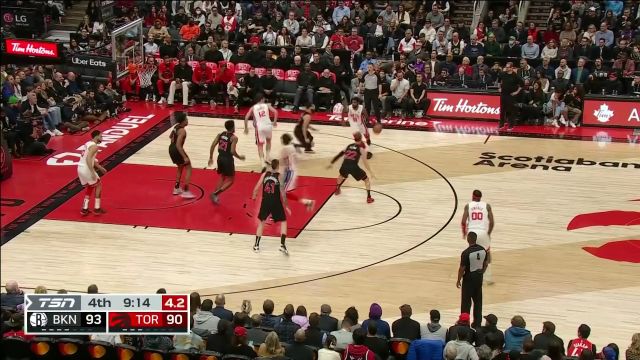 【2022年12月17日 篮网vs猛龙集锦】根本不用传球 欧文个人单打直杀篮下完成上篮