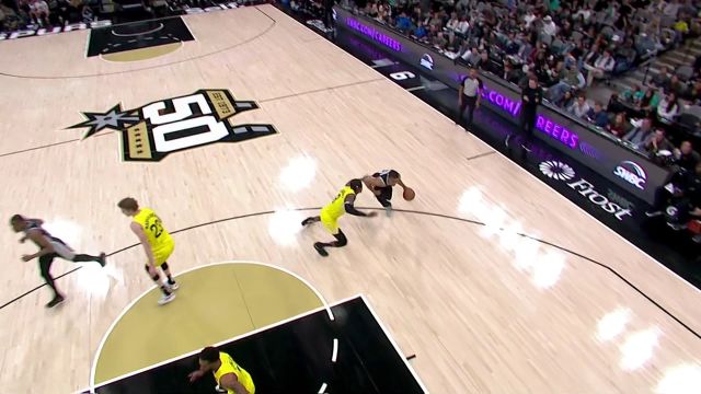 【2022年12月27日 爵士vs马刺集锦】灵蛇出洞华丽突破 约翰逊无视范德比尔特2+1强势得手