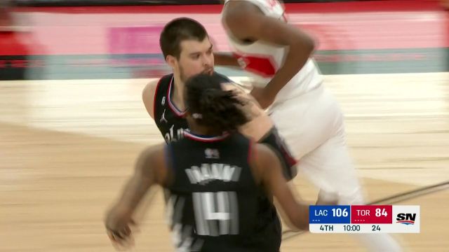 【2022年12月28日 快船vs猛龙集锦】进攻篮板吸尘器！ 祖巴茨篮下一抢三完成补扣虐筐