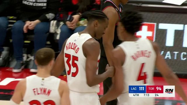 【2022年12月28日 快船vs猛龙集锦】伸手就摸到篮筐！科洛科恐怖天赋迈起大步暴扣得手