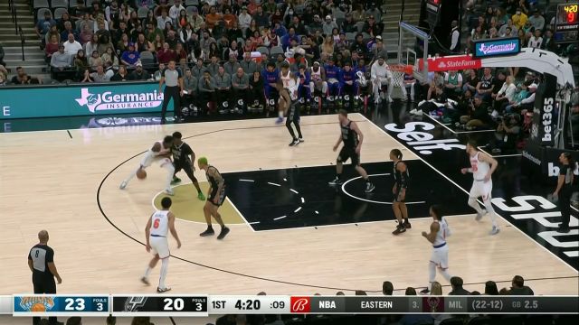 【2022年12月30日】NBA常规赛：尼克斯vs马刺第1节英文原声回放