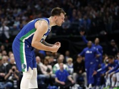 NBA常规赛独行侠vs马刺直播在线 2023年01月01日