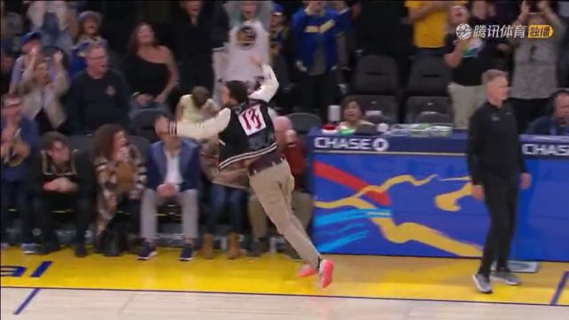 【2022年12月31日 开拓者vs勇士集锦】场边库里比自己投中还嗨！克莱佛光再普照