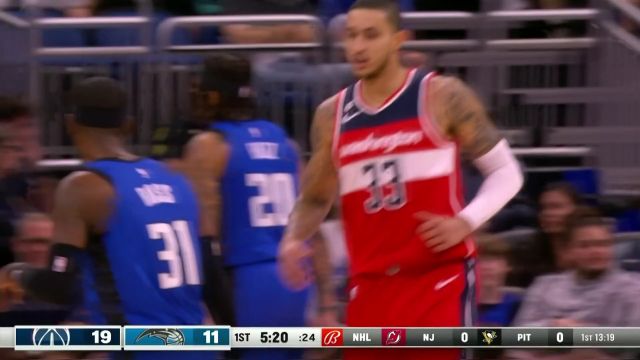 【2022年12月31日 奇才vs魔术集锦】一个转身轻松杀入篮下 库兹马潇洒突破巧入敌营