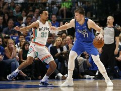 独行侠vs马刺全场录像回放-NBA常规赛 2023年01月01日