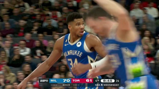 【2023年01月05日 雄鹿vs猛龙集锦】细思极恐！字母哥空位三分毫不犹豫当仁不让