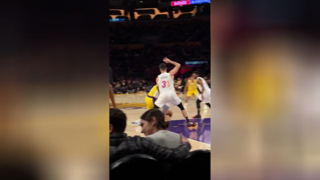 【2023年01月05日 热火vs湖人集锦】弹射起步？ VIP近距离视角看威少的速度有多快