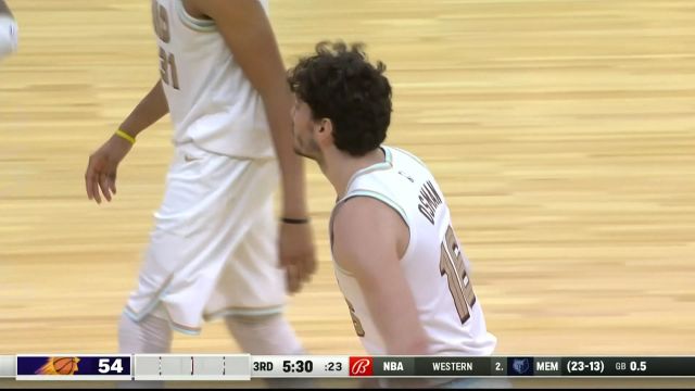 【2023年01月05日 太阳vs骑士集锦】手感柔和！奥斯曼骑马射箭三分命中靶心