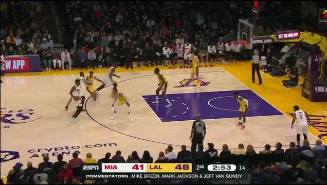 【2023年01月05日】热火vs湖人中文解说全场回放