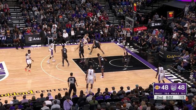【2023年01月08日 湖人vs国王集锦】真是个小机灵鬼！威少极限平衡助攻加布里埃尔上篮打进