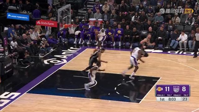 【2023年01月08日】湖人vs国王第1节中文解说回放