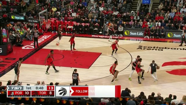 【2023年01月09日 开拓者vs猛龙集锦】配合天衣无缝！哈特头顶连线助攻努尔基奇单手劈扣